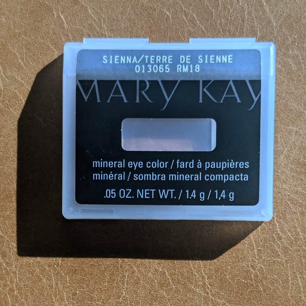MARY KAY Mineral Eye Color Compact Refills - Choose Color - NIP - Picture 4 of 13